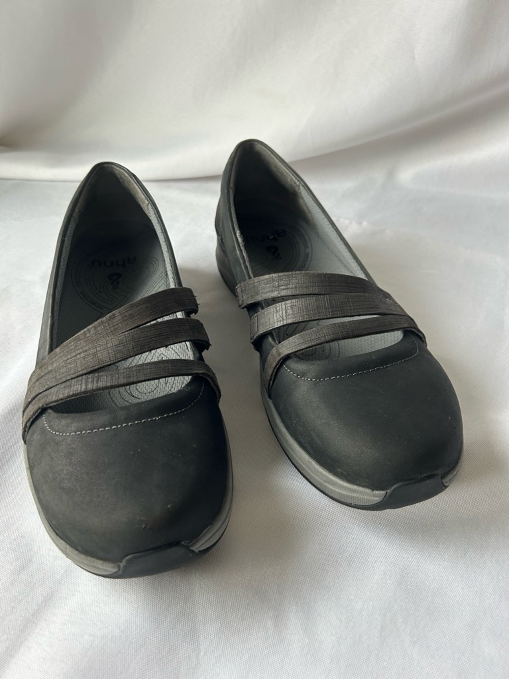 Women’s Ahnu Shoes